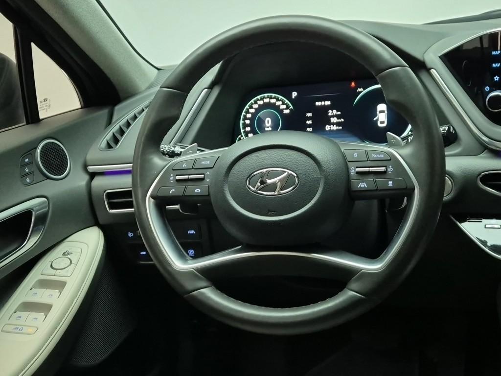 HYUNDAI Sonata - Vista 9