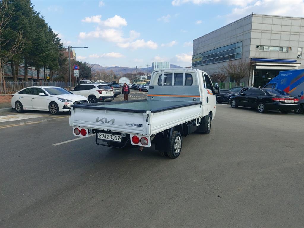 Small Truck Cargo (small) - Vista 6