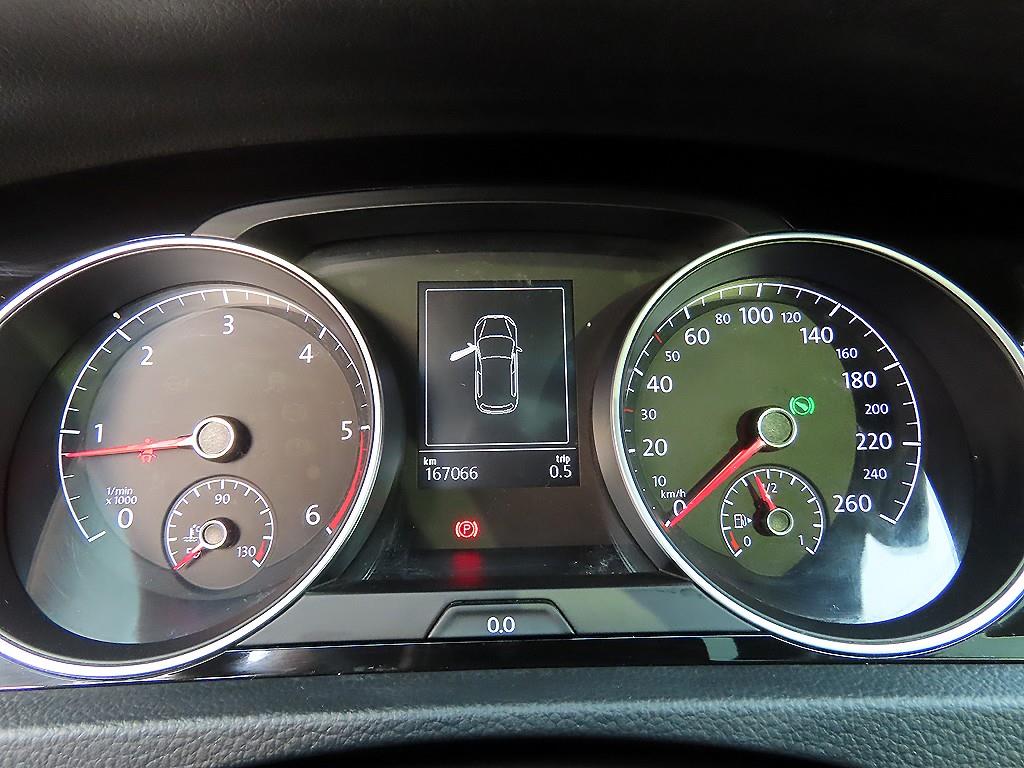 Volkswagen Golf - Vista 9