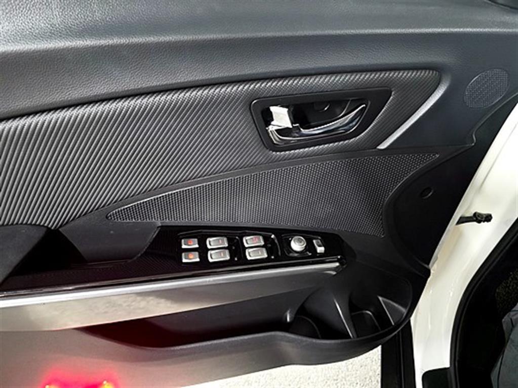 Ssangyong Tivoli - Vista 12