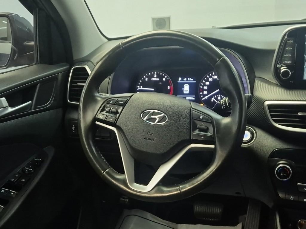 HYUNDAI Tucson - Vista 7