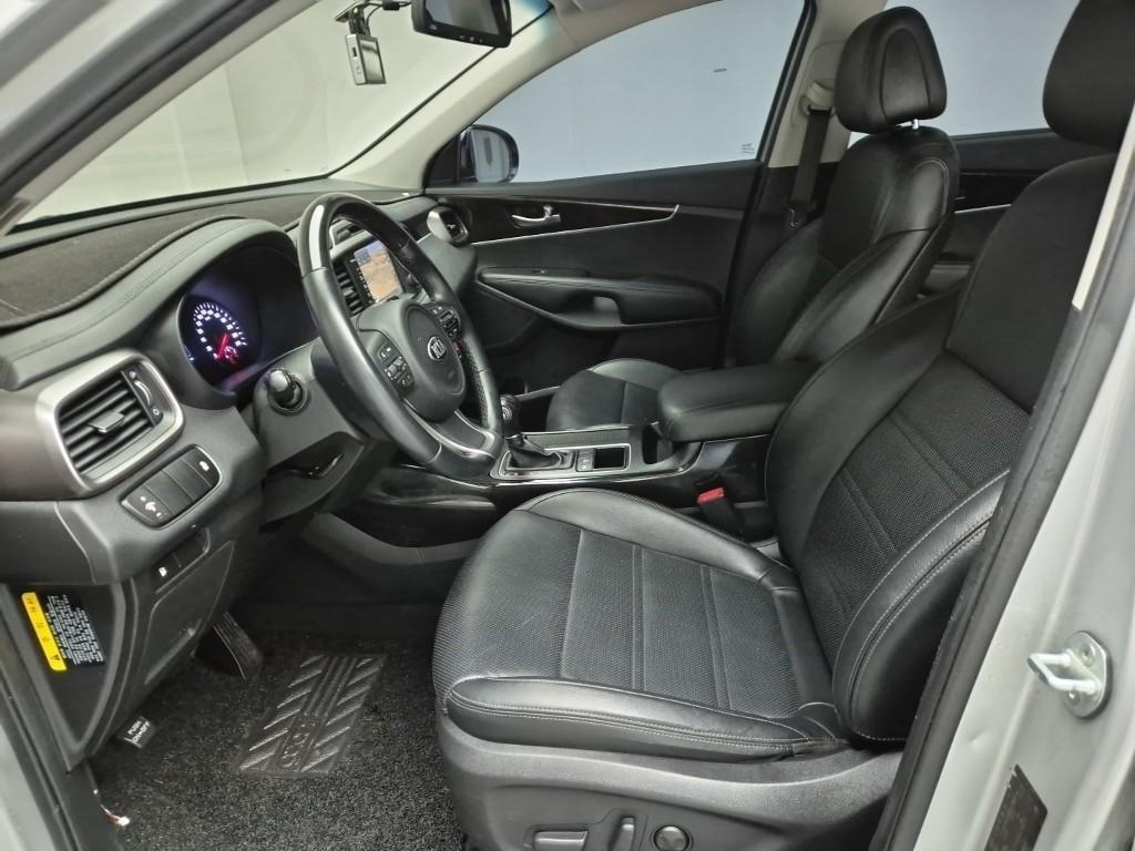 KIA Sorento - Vista 11