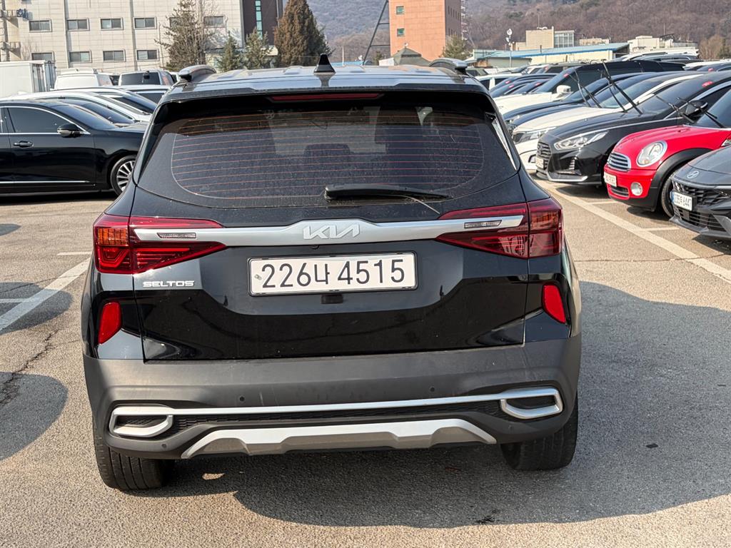 KIA Seltos - Vista 5