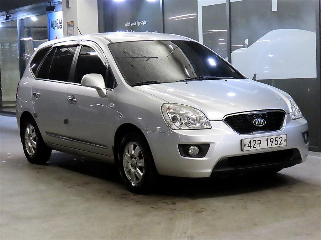 KIA Carens 2013 Plateado - Importación desde Corea - HF Imports Iquique - Foto 1