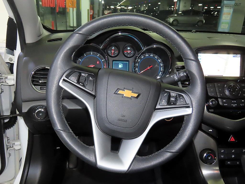 Chevrolet Cruise - Vista 8