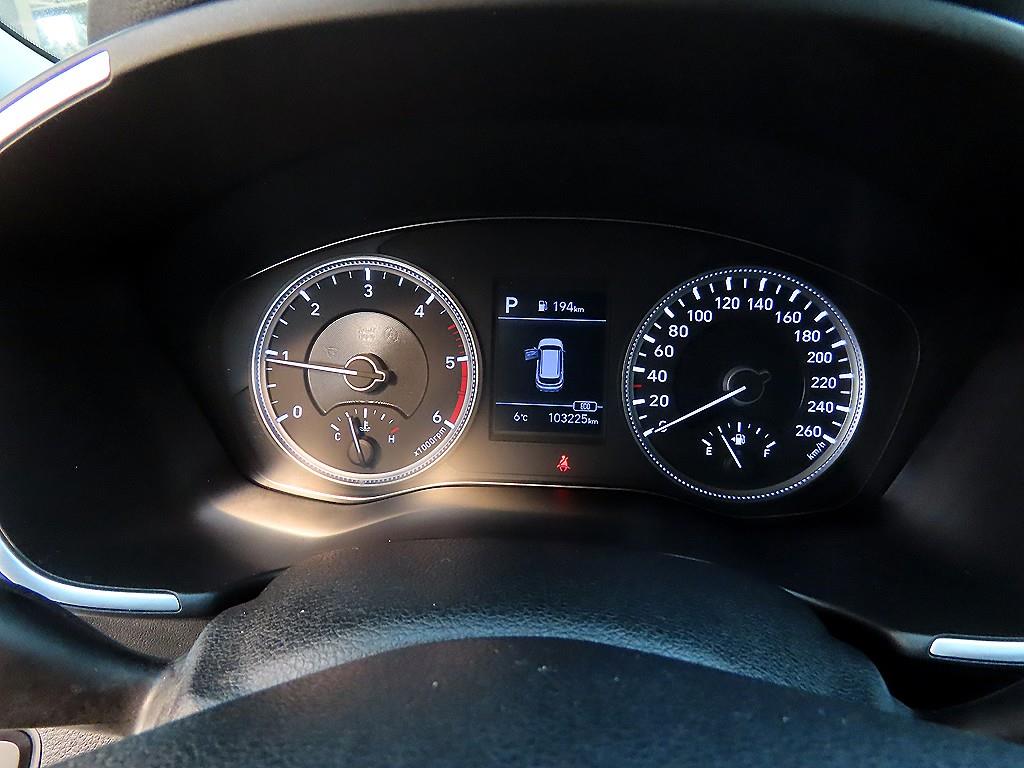 HYUNDAI Santa Fe - Vista 9