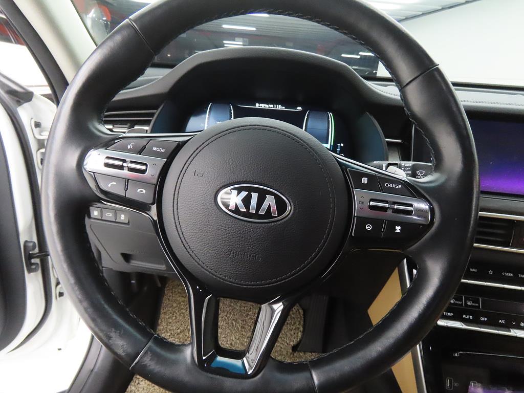 KIA K7 - Vista 8