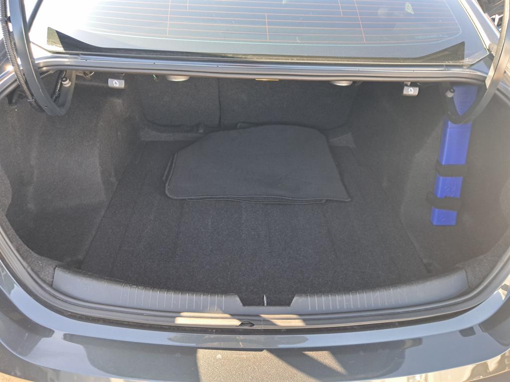 Chevrolet Malibu 2017 Gris - Importación desde Corea - HF Imports Iquique - Foto 14