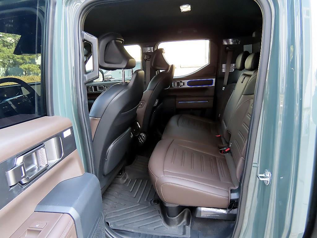 KIA Tasman - Vista 6