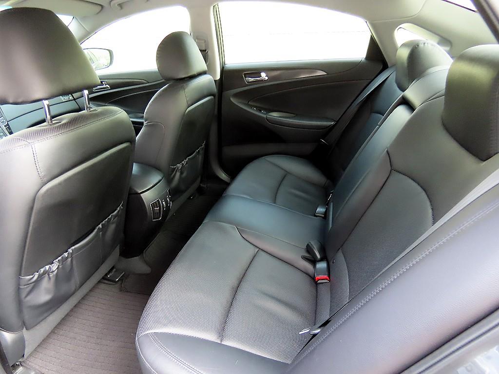 HYUNDAI Sonata - Vista 6