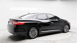 HYUNDAI Grandeur - Vista 4