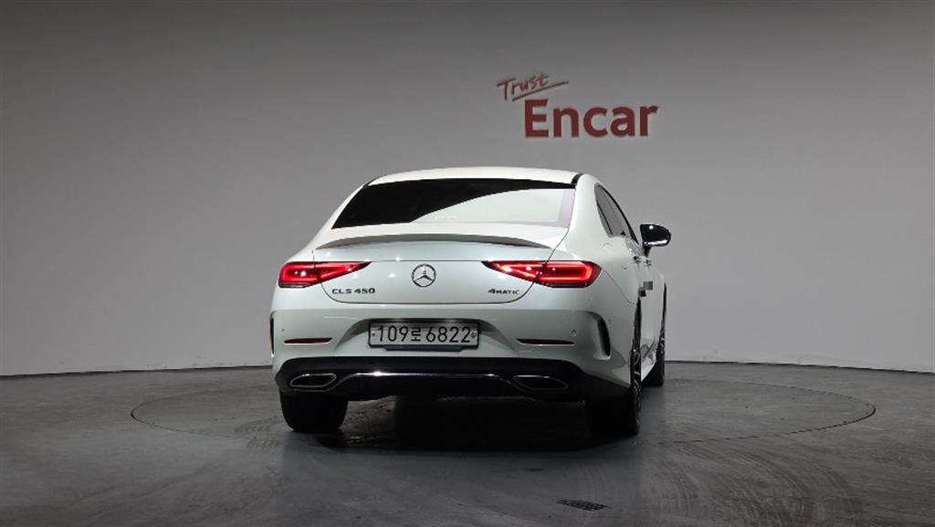 Mercedes Benz CLS Class - Vista 4