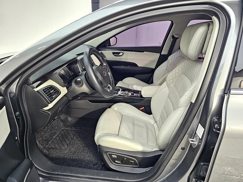 SAMSUNG SM6 - Vista 8