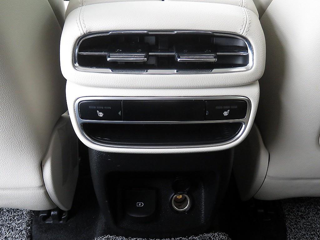 Genesis GV80 - Vista 10