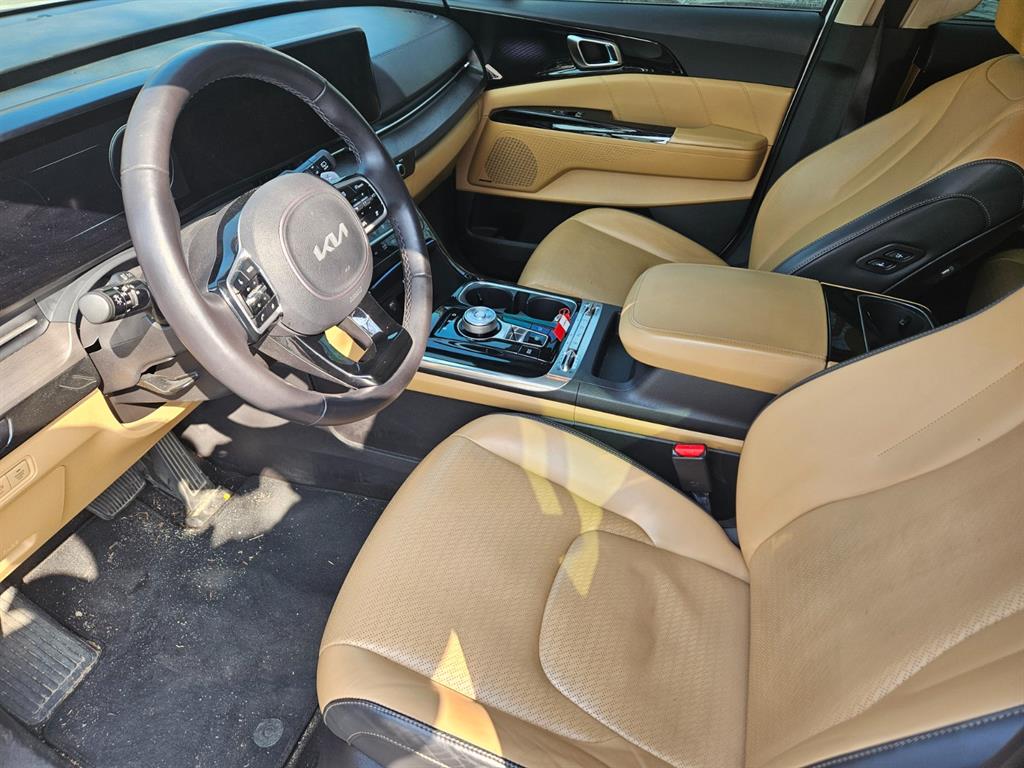 KIA Carnival - Vista 9