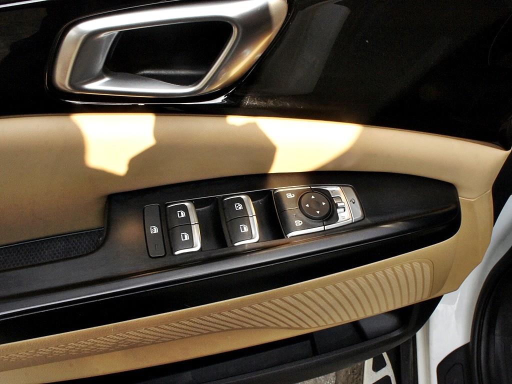 KIA Carnival 2022 the color of pearl - Importación desde Corea - HF Imports Iquique - Foto 13