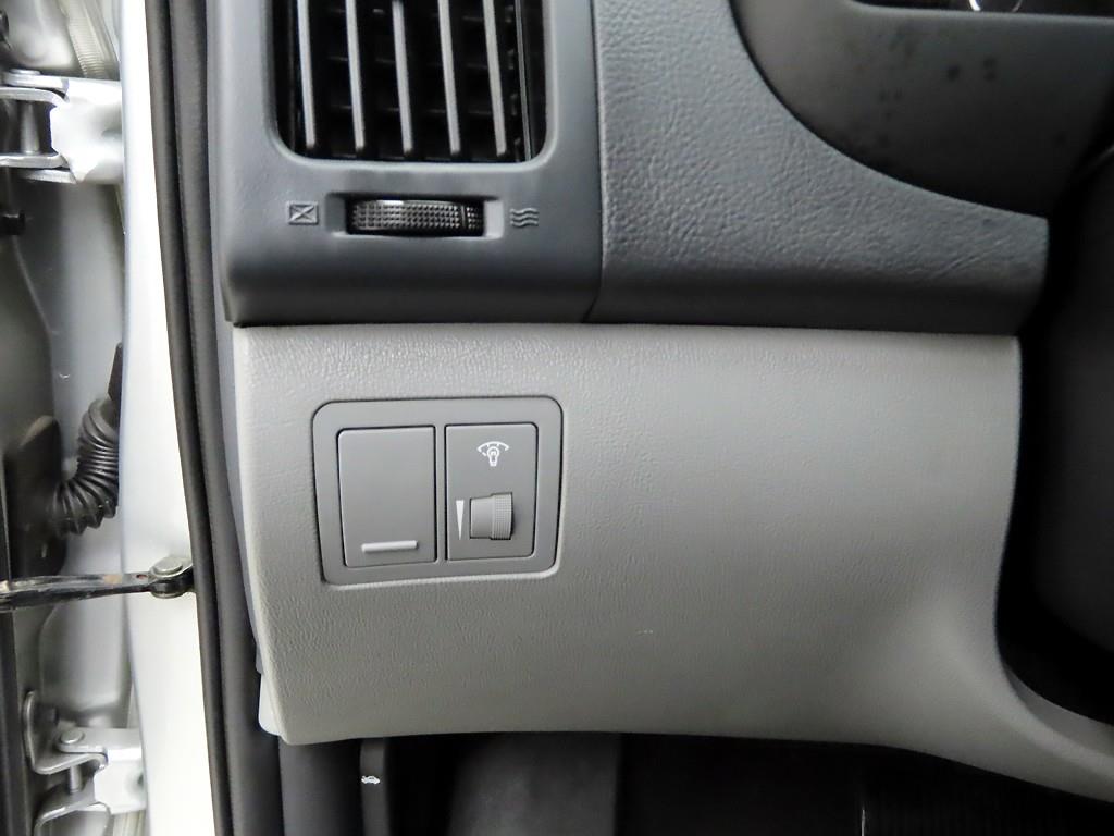 HYUNDAI Avante - Vista 12