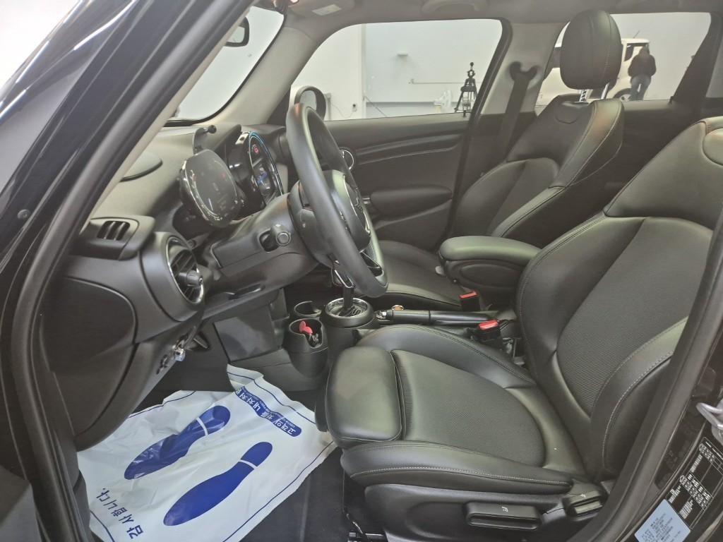 Mini Cooper - Vista 10