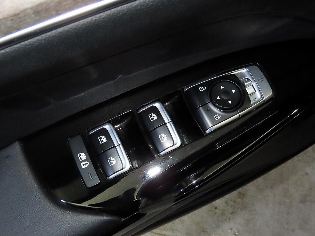 KIA K5 2021 Negro - Importación desde Corea - HF Imports Iquique - Foto 13