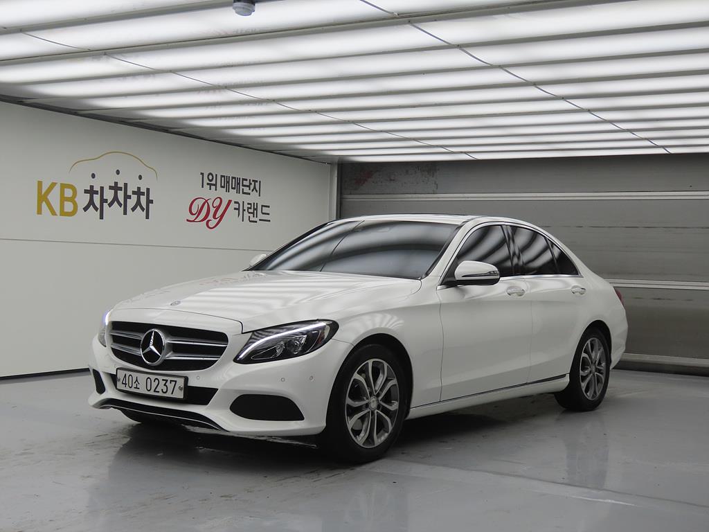 Mercedes Benz C Class 2016 Blanco - Importación desde Corea - HF Imports Iquique - Foto 1