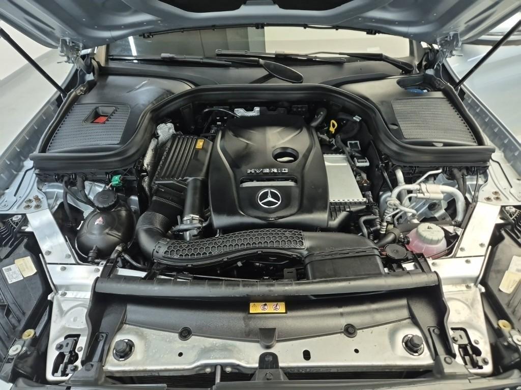 Mercedes Benz GLC Class 2022 Plateado - Importación desde Corea - HF Imports Iquique - Foto 18