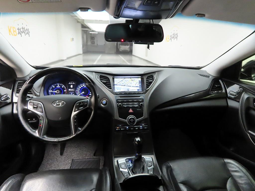 HYUNDAI Grandeur - Vista 6