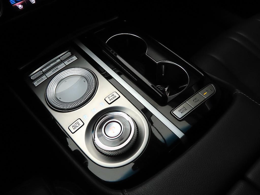 Genesis G80 - Vista 10