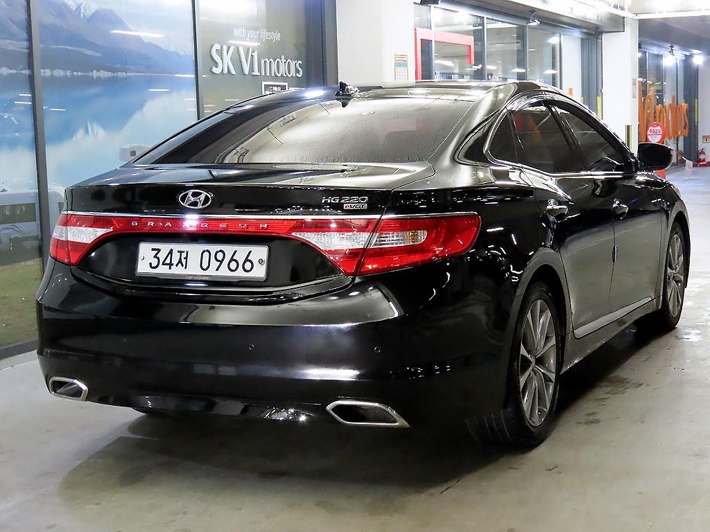 HYUNDAI Grandeur - Vista 4