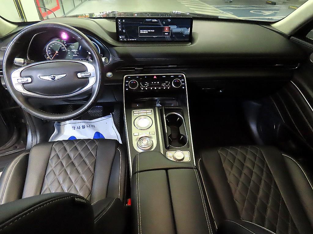 Genesis GV80 - Vista 10