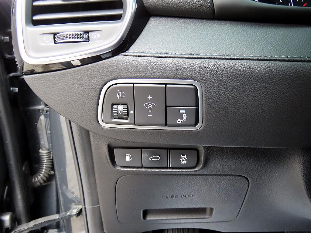 HYUNDAI Grandeur - Vista 12