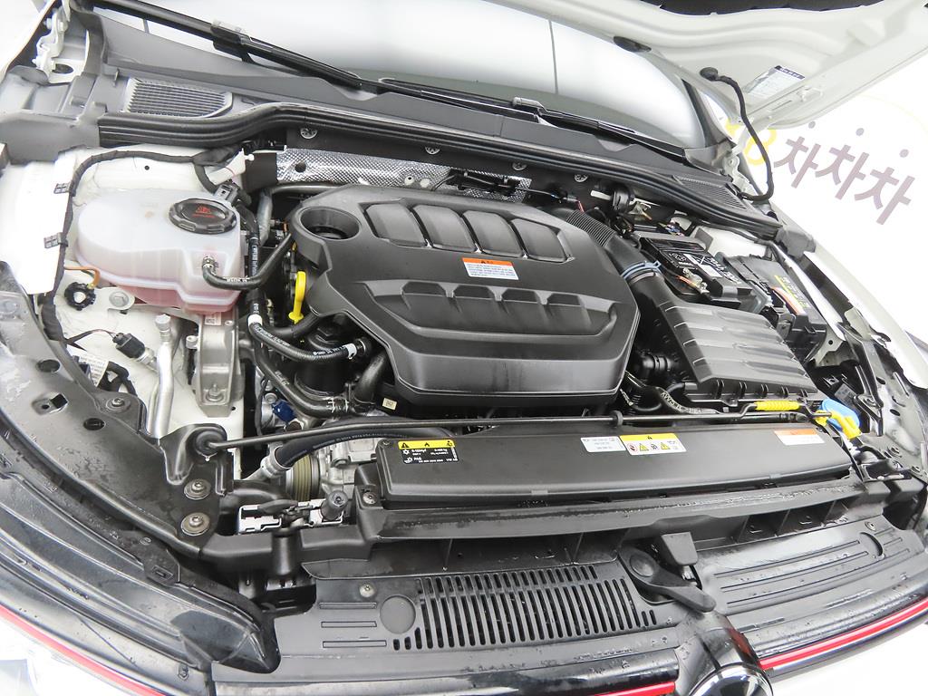 Volkswagen Golf 2024 Blanco - Importación desde Corea - HF Imports Iquique - Foto 19