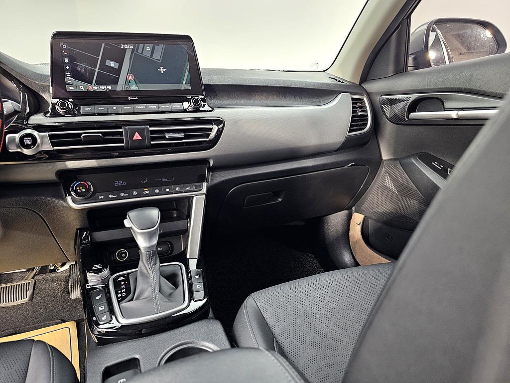 KIA Seltos - Vista 10