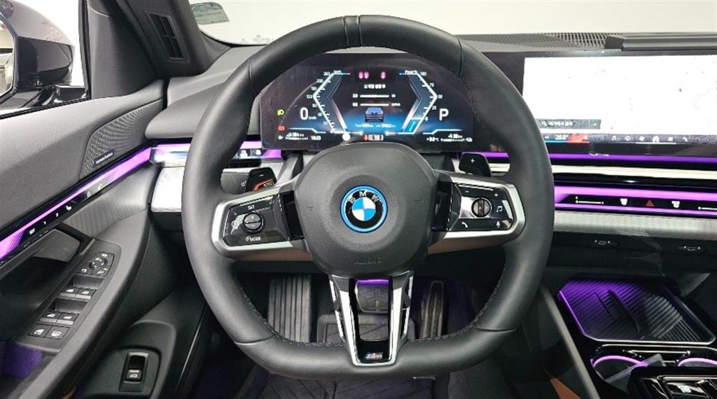 BMW 5 Series 2025 Negro - Importación desde Corea - HF Imports Iquique - Foto 13