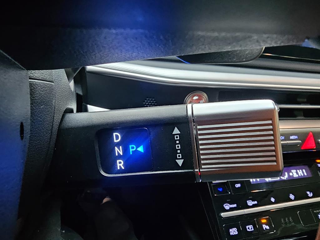 HYUNDAI Grandeur - Vista 4