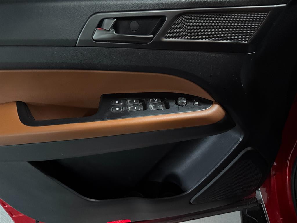 Ssangyong Rexton - Vista 9