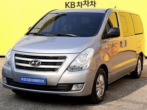 HYUNDAI Starex - Vista 4