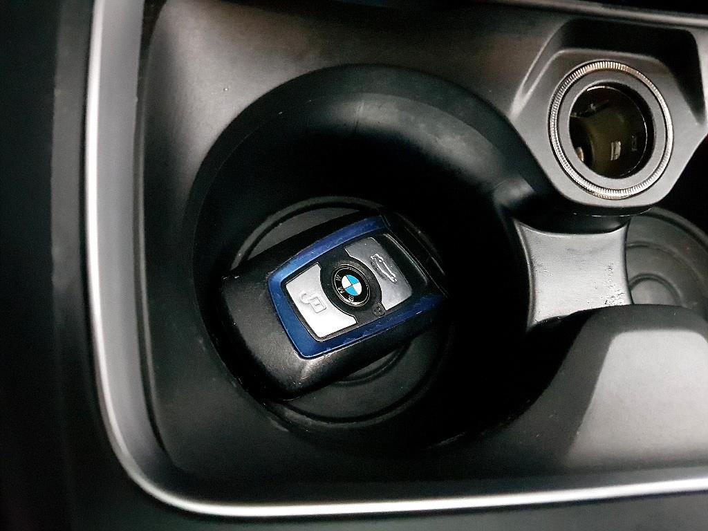 BMW 1 series 2018 Azul - Importación desde Corea - HF Imports Iquique - Foto 14