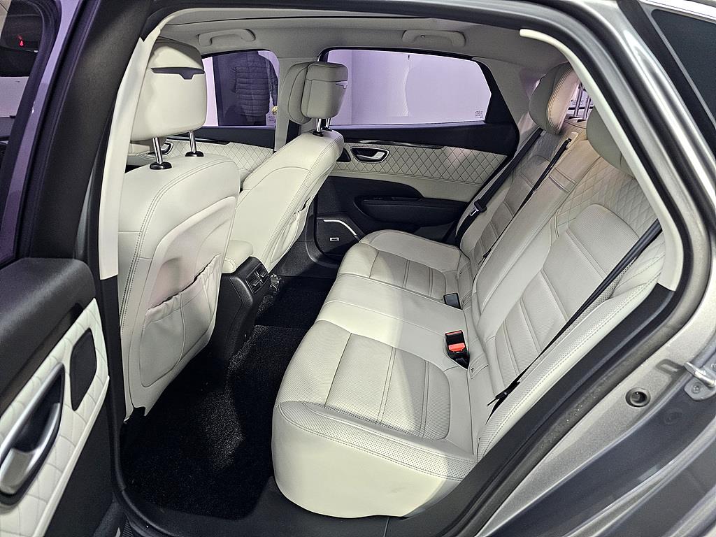 SAMSUNG SM6 - Vista 9