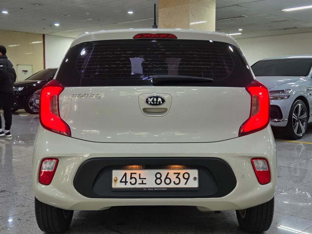 KIA Morning - Vista 4