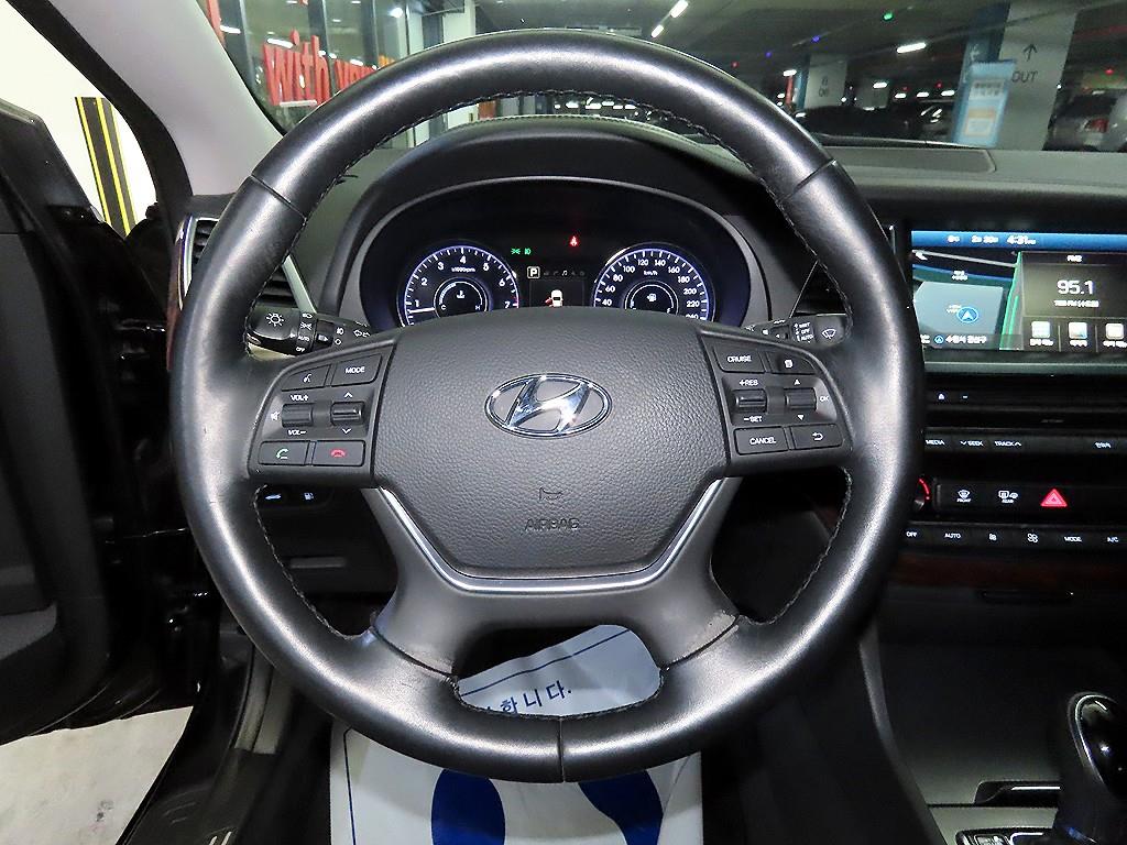 HYUNDAI Aslan - Vista 8