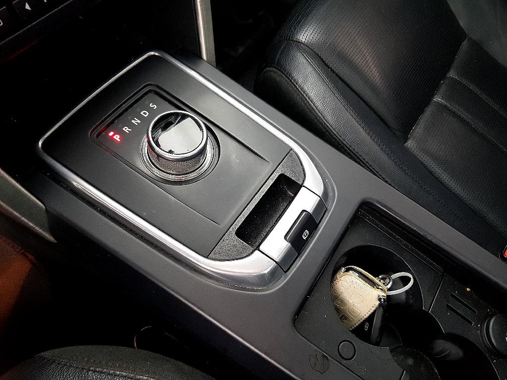 Land Rover Discovery Sports - Vista 12