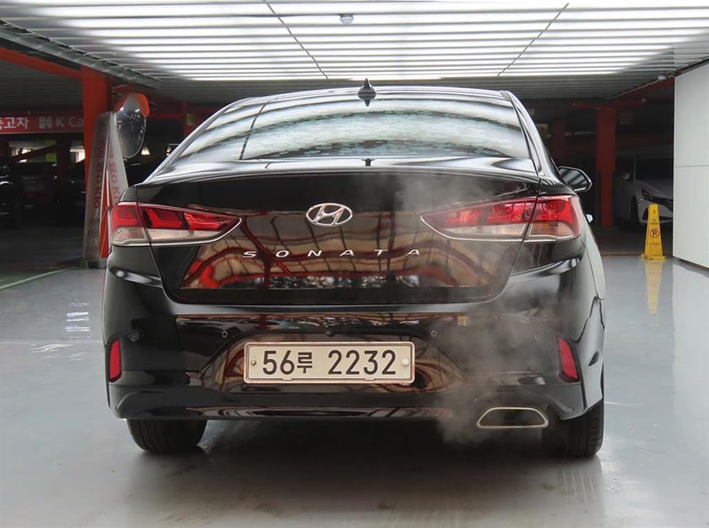 HYUNDAI Sonata - Vista 3