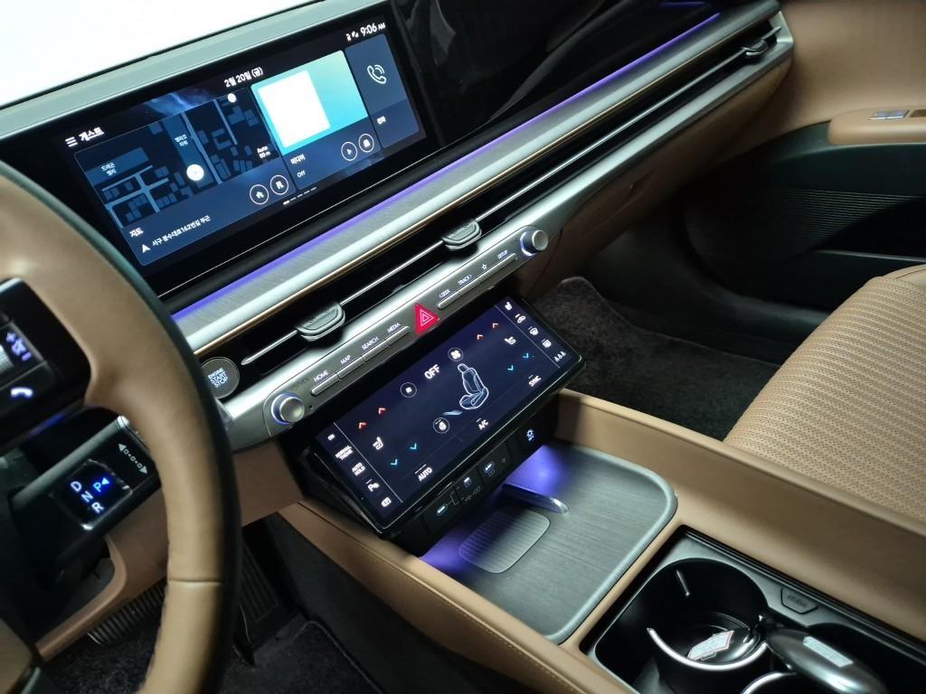 HYUNDAI Grandeur - Vista 10