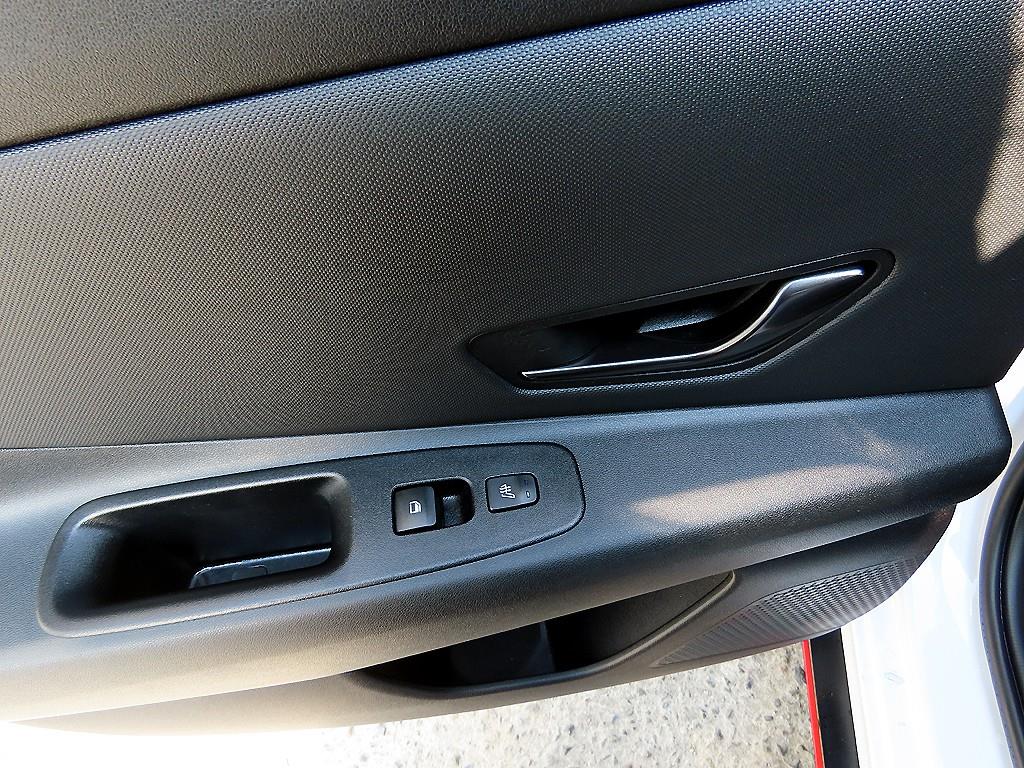 HYUNDAI Avante 2022 Blanco - Importación desde Corea - HF Imports Iquique - Foto 17