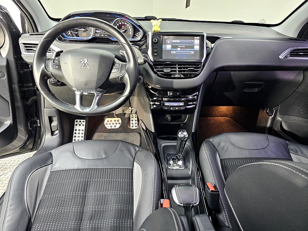 Peugeot 2008 - Vista 5