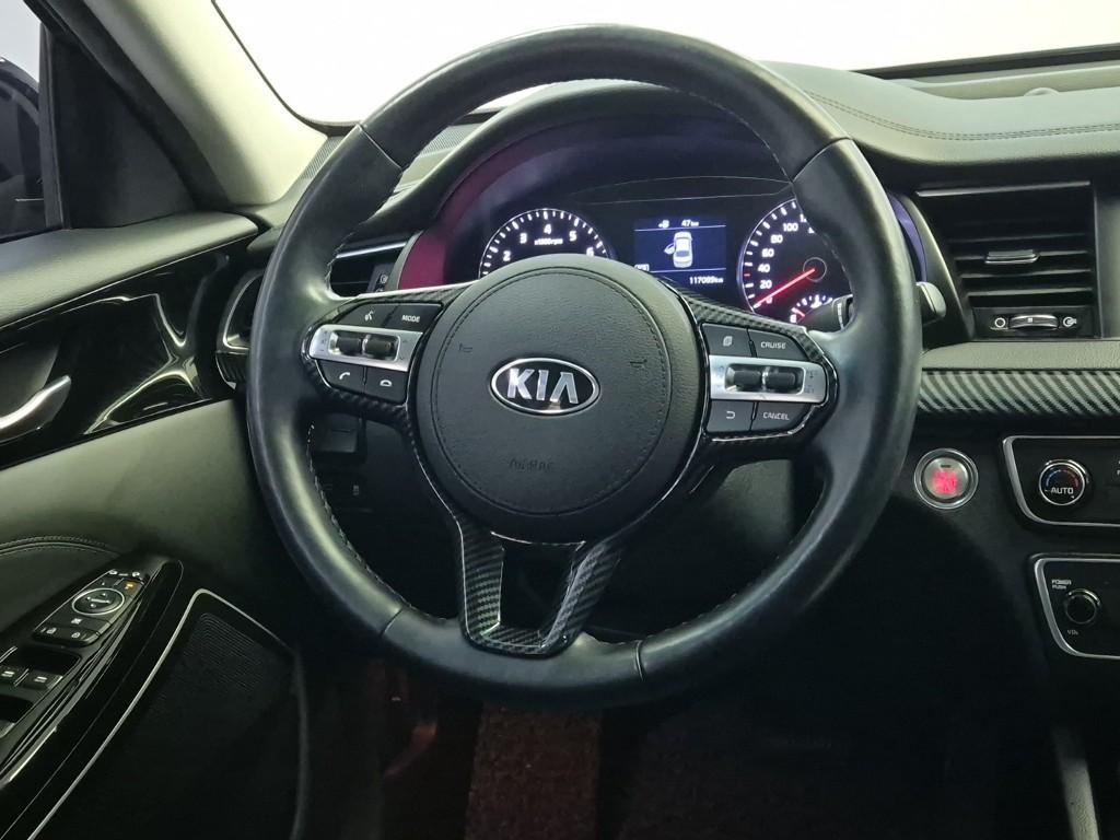 KIA K7 - Vista 8