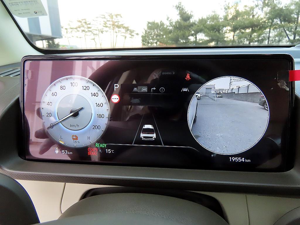 HYUNDAI Casper - Vista 11