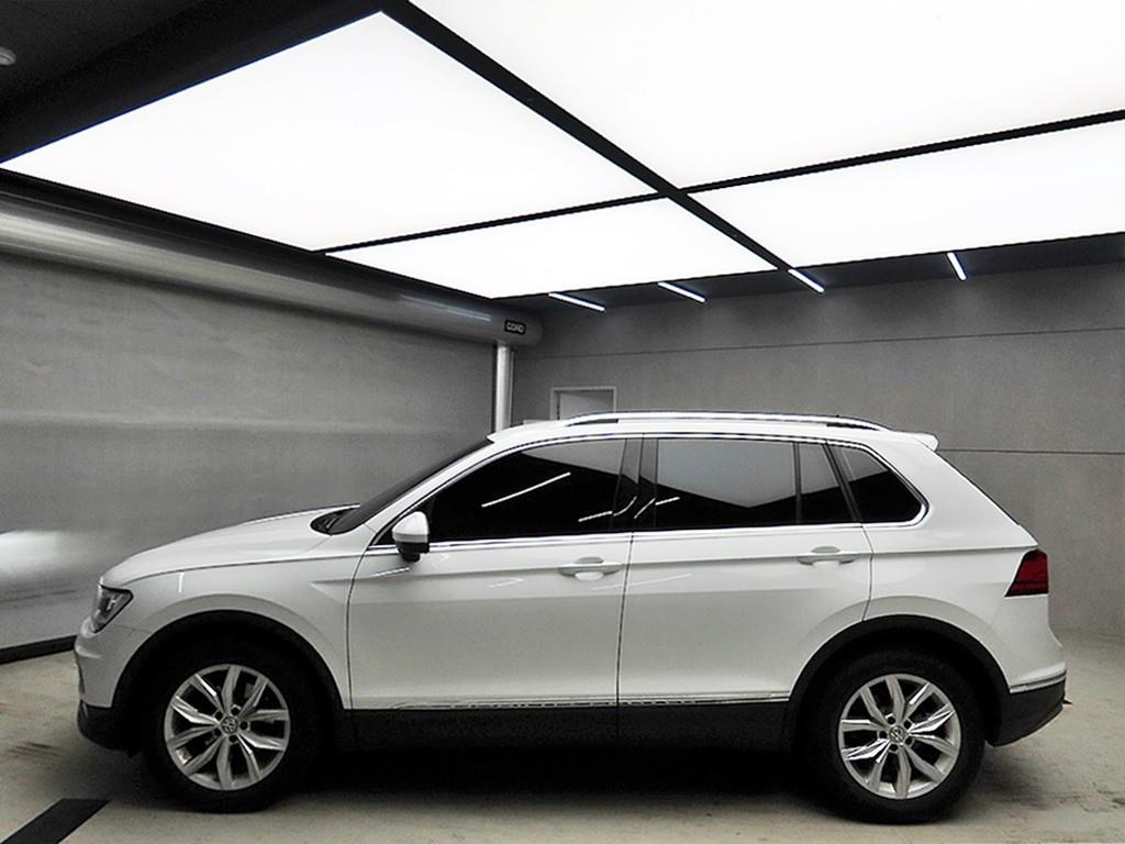 Volkswagen Tiguan - Vista 4