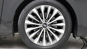 HYUNDAI Grandeur - Vista 12