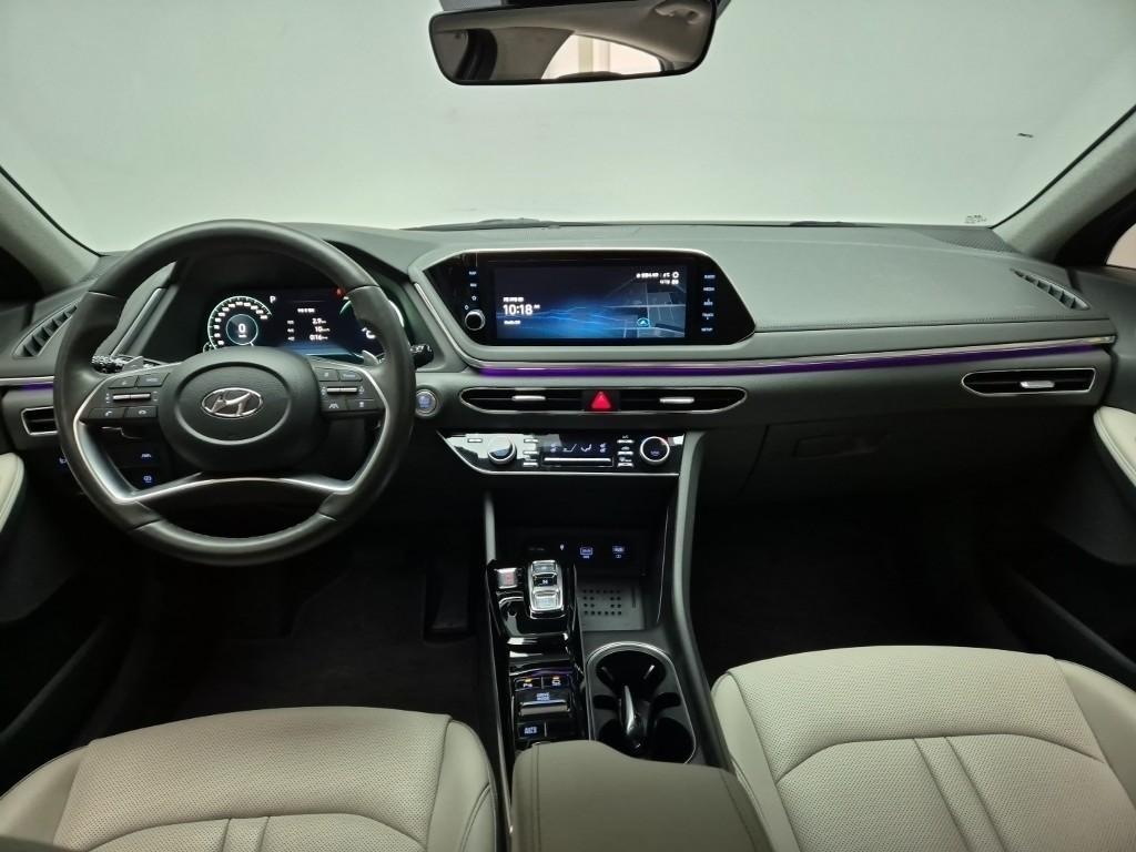 HYUNDAI Sonata - Vista 7